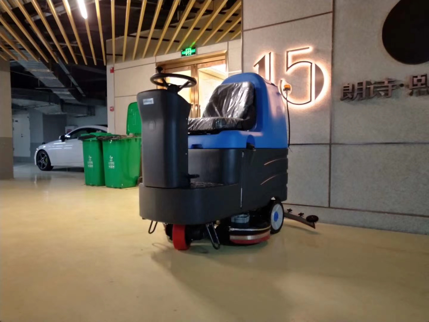 如何正確維護保養洗地車？