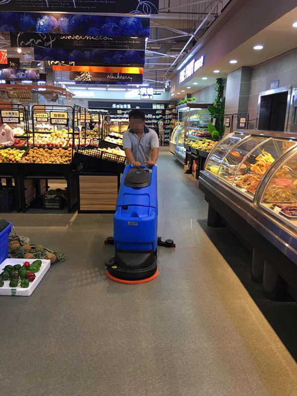 國內全自動洗地機廠家，哪家服務好?