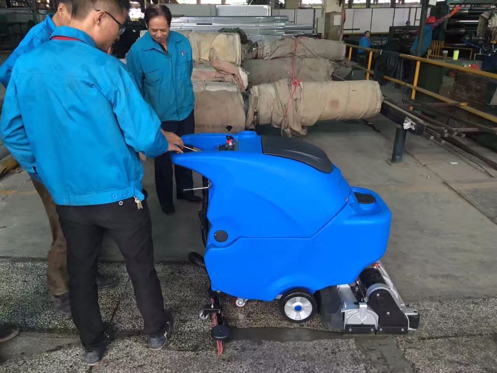 容恩洗地機論目前主要的洗地機品牌跟品類