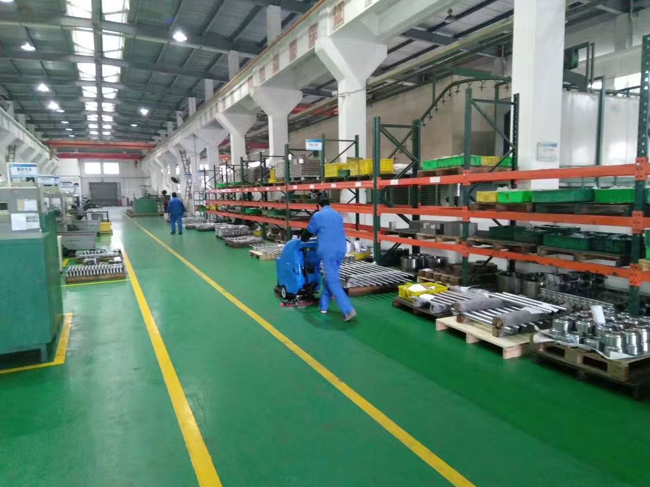 環氧地坪地面使用洗地機常見問題