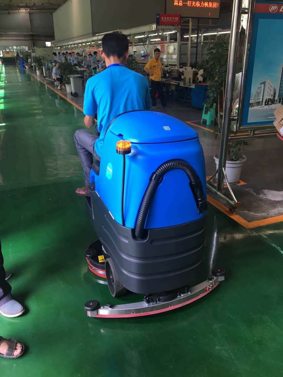 工廠清潔為什么需要洗地機等清潔設備