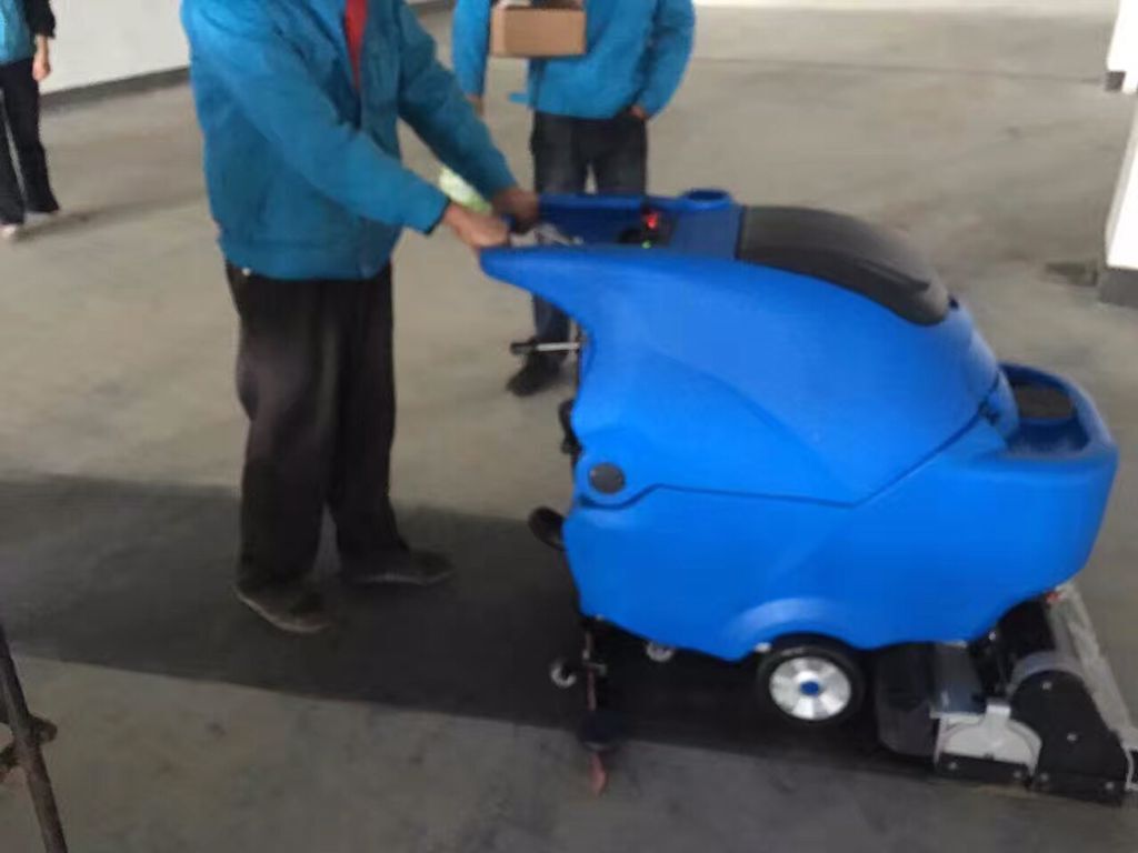 購買工廠洗地機應該注意哪些問題？